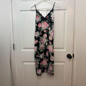 Stitch & Pine Floral Midi Dress with Lace Detail